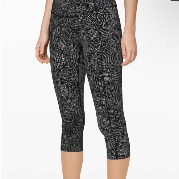 Lululemon Fast & Free Crop II *Nulux 19" Navy 6 - Picture 3 of 11